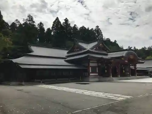 盛岡八幡宮の本殿