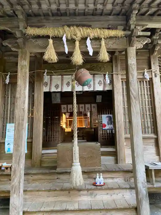 彦嶽宮の本殿・本堂