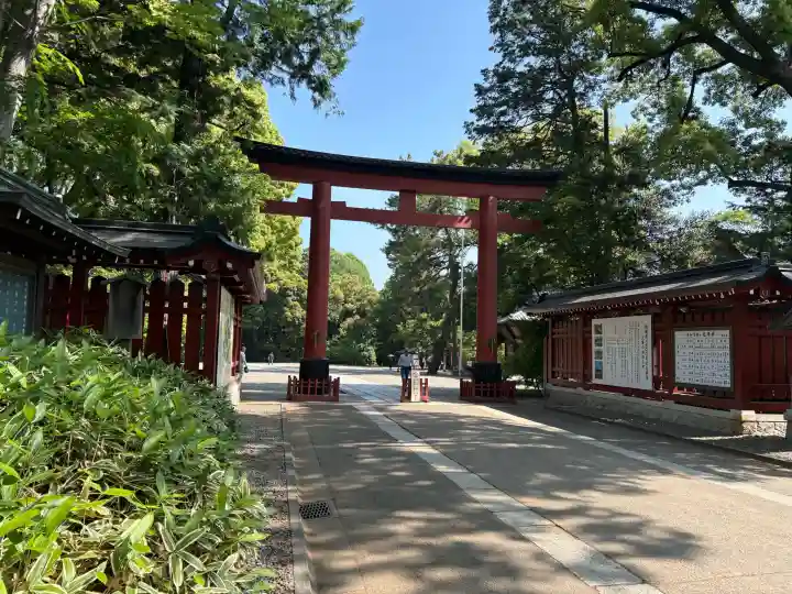 武蔵一宮氷川神社の{uncategorized: "未分類", other: "その他", undefined: "問題あり", building: "その他建物", grave: "お墓", sacred_gate: "鳥居", guardian: "狛犬", statue: "像", buddha: "仏像", history: "歴史", nature: "自然", garden: "庭園", animal: "動物", pagoda: "塔", temizu: "手水舎", mountain_gate: "山門・神門", sanctuary: "本殿・本堂", subordinate: "末社・摂社", art: "芸術", scenery: "景色", jizo: "地蔵", ema: "絵馬", goshuin: "御朱印", omikuji: "おみくじ", items: "授与品その他", amulet: "お守り", goshuincho: "御朱印帳", eats: "食事", festival: "お祭り", votive_dance: "神楽", shichigosan: "七五三参", wedding: "結婚式", experience: "体験その他", initially: "初詣", around: "周辺", anti_infection: "感染症対策"}