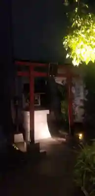 靍護稲荷神社の鳥居