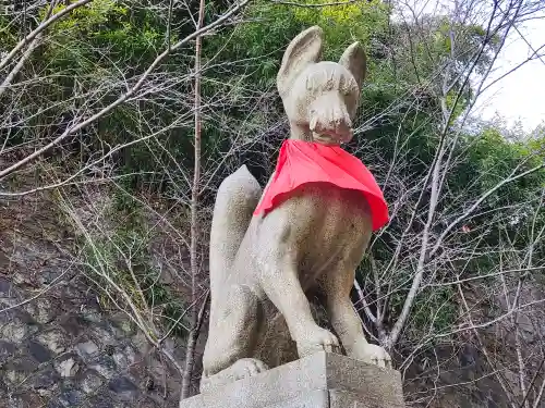 諏訪神社・諏訪山稲荷神社の狛犬