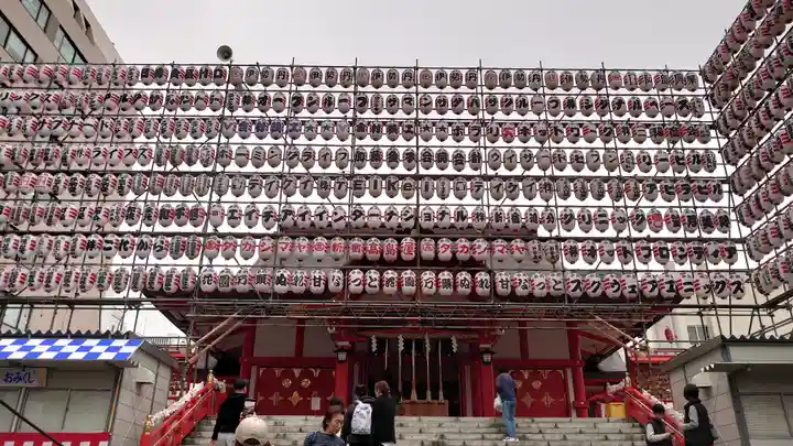 花園神社の本殿・本堂