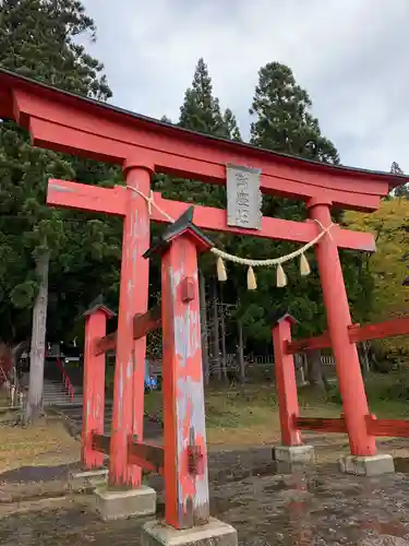 御座石神社の鳥居