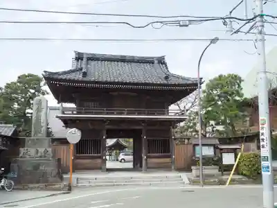 本覚寺の山門・神門