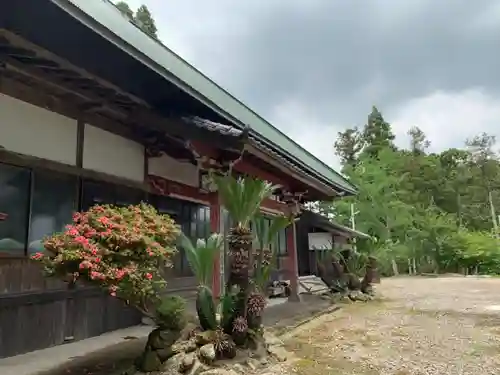 道種院の本殿・本堂