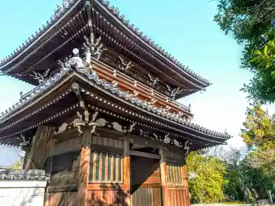天澤院の山門・神門