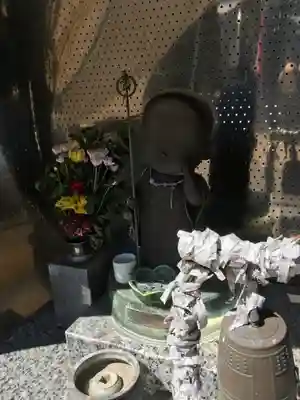 光明寺（とら薬師）の地蔵