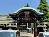 西宮成田山円満寺(圓満寺)の山門・神門