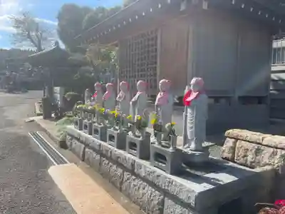 龍像寺の地蔵