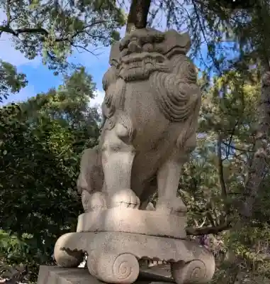 和歌山縣護國神社の{uncategorized: "未分類", other: "その他", undefined: "問題あり", building: "その他建物", grave: "お墓", sacred_gate: "鳥居", guardian: "狛犬", statue: "像", buddha: "仏像", history: "歴史", nature: "自然", garden: "庭園", animal: "動物", pagoda: "塔", temizu: "手水舎", mountain_gate: "山門・神門", sanctuary: "本殿・本堂", subordinate: "末社・摂社", art: "芸術", scenery: "景色", jizo: "地蔵", ema: "絵馬", goshuin: "御朱印", omikuji: "おみくじ", items: "授与品その他", amulet: "お守り", goshuincho: "御朱印帳", eats: "食事", festival: "お祭り", votive_dance: "神楽", shichigosan: "七五三参", wedding: "結婚式", experience: "体験その他", initially: "初詣", around: "周辺", anti_infection: "感染症対策"}