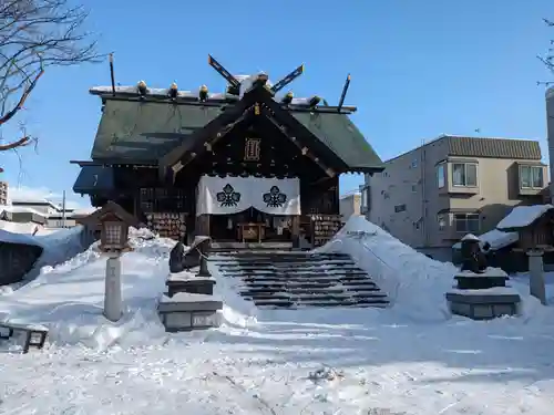 札幌諏訪神社の本殿・本堂