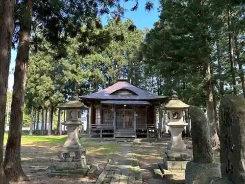 山王山 真言院　広野観音の本殿