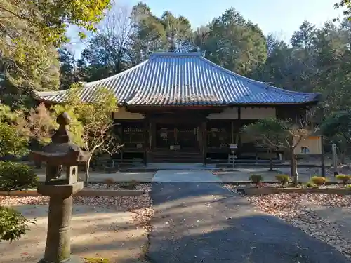 薬王寺の本殿・本堂