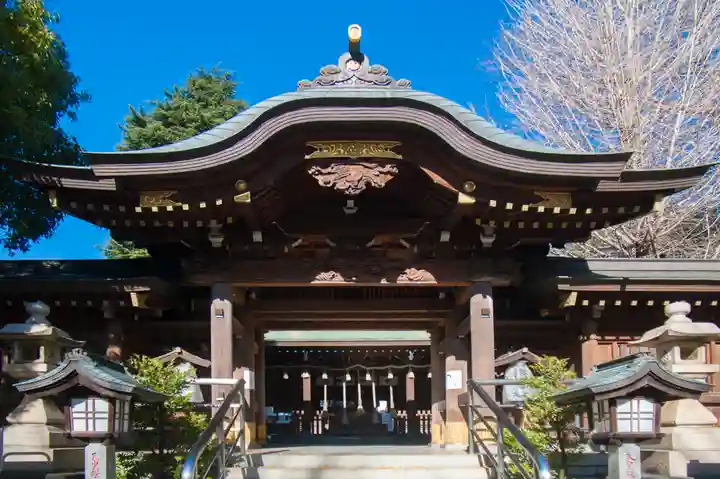 鳩ヶ谷氷川神社の山門・神門