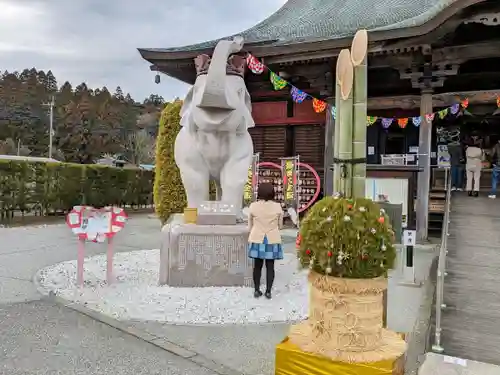 長福寿寺の像