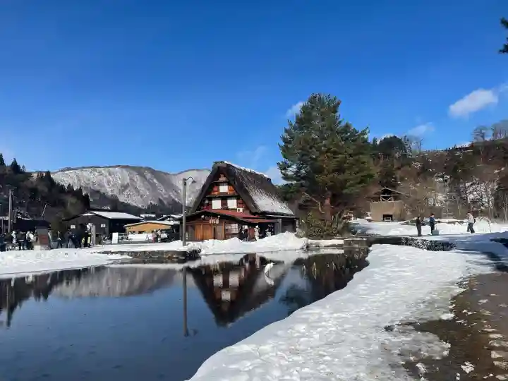 秋葉神社の{uncategorized: "未分類", other: "その他", undefined: "問題あり", building: "その他建物", grave: "お墓", sacred_gate: "鳥居", guardian: "狛犬", statue: "像", buddha: "仏像", history: "歴史", nature: "自然", garden: "庭園", animal: "動物", pagoda: "塔", temizu: "手水舎", mountain_gate: "山門・神門", sanctuary: "本殿・本堂", subordinate: "末社・摂社", art: "芸術", scenery: "景色", jizo: "地蔵", ema: "絵馬", goshuin: "御朱印", omikuji: "おみくじ", items: "授与品その他", amulet: "お守り", goshuincho: "御朱印帳", eats: "食事", festival: "お祭り", votive_dance: "神楽", shichigosan: "七五三参", wedding: "結婚式", experience: "体験その他", initially: "初詣", around: "周辺", anti_infection: "感染症対策"}