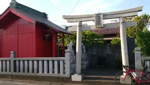 稲荷神社の鳥居