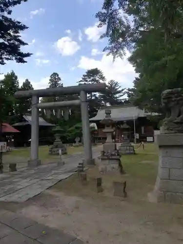 三春大神宮の鳥居