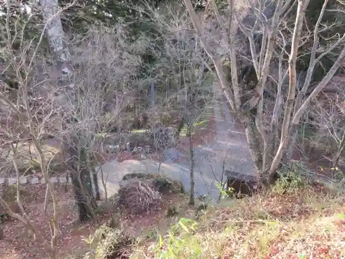 石都々古和気神社の周辺