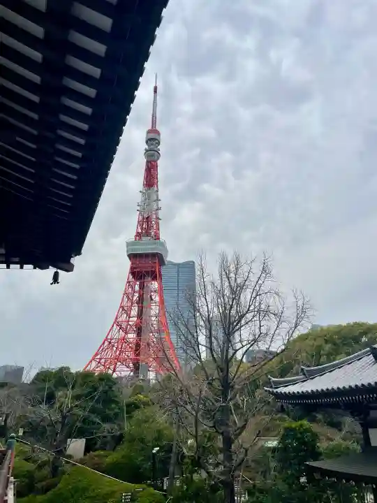 増上寺の{uncategorized: "未分類", other: "その他", undefined: "問題あり", building: "その他建物", grave: "お墓", sacred_gate: "鳥居", guardian: "狛犬", statue: "像", buddha: "仏像", history: "歴史", nature: "自然", garden: "庭園", animal: "動物", pagoda: "塔", temizu: "手水舎", mountain_gate: "山門・神門", sanctuary: "本殿・本堂", subordinate: "末社・摂社", art: "芸術", scenery: "景色", jizo: "地蔵", ema: "絵馬", goshuin: "御朱印", omikuji: "おみくじ", items: "授与品その他", amulet: "お守り", goshuincho: "御朱印帳", eats: "食事", festival: "お祭り", votive_dance: "神楽", shichigosan: "七五三参", wedding: "結婚式", experience: "体験その他", initially: "初詣", around: "周辺", anti_infection: "感染症対策"}