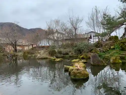 田出宇賀神社の庭園