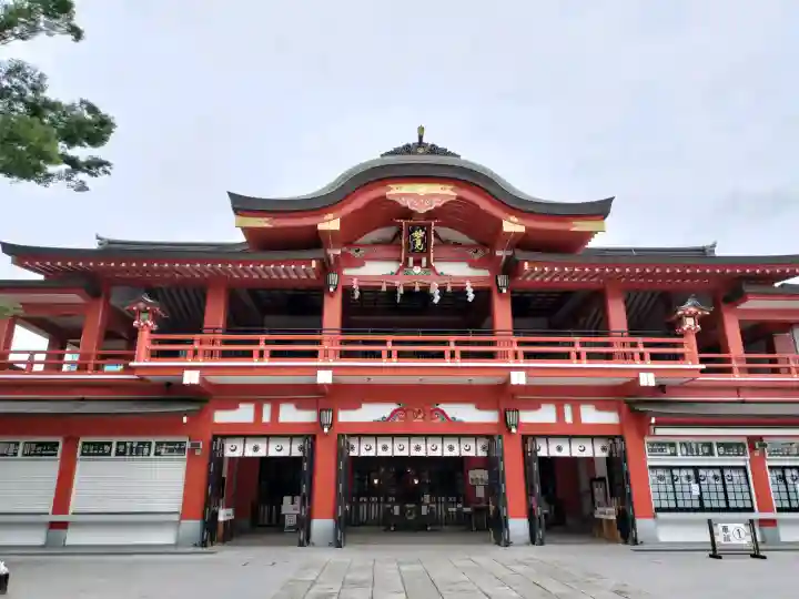 千葉神社の{uncategorized: "未分類", other: "その他", undefined: "問題あり", building: "その他建物", grave: "お墓", sacred_gate: "鳥居", guardian: "狛犬", statue: "像", buddha: "仏像", history: "歴史", nature: "自然", garden: "庭園", animal: "動物", pagoda: "塔", temizu: "手水舎", mountain_gate: "山門・神門", sanctuary: "本殿・本堂", subordinate: "末社・摂社", art: "芸術", scenery: "景色", jizo: "地蔵", ema: "絵馬", goshuin: "御朱印", omikuji: "おみくじ", items: "授与品その他", amulet: "お守り", goshuincho: "御朱印帳", eats: "食事", festival: "お祭り", votive_dance: "神楽", shichigosan: "七五三参", wedding: "結婚式", experience: "体験その他", initially: "初詣", around: "周辺", anti_infection: "感染症対策"}