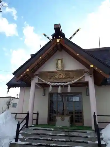 三里塚神社の本殿