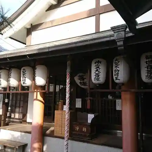 神光寺（あびこ行者堂）の本殿・本堂