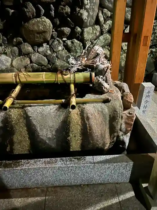 茨木神社の{uncategorized: "未分類", other: "その他", undefined: "問題あり", building: "その他建物", grave: "お墓", sacred_gate: "鳥居", guardian: "狛犬", statue: "像", buddha: "仏像", history: "歴史", nature: "自然", garden: "庭園", animal: "動物", pagoda: "塔", temizu: "手水舎", mountain_gate: "山門・神門", sanctuary: "本殿・本堂", subordinate: "末社・摂社", art: "芸術", scenery: "景色", jizo: "地蔵", ema: "絵馬", goshuin: "御朱印", omikuji: "おみくじ", items: "授与品その他", amulet: "お守り", goshuincho: "御朱印帳", eats: "食事", festival: "お祭り", votive_dance: "神楽", shichigosan: "七五三参", wedding: "結婚式", experience: "体験その他", initially: "初詣", around: "周辺", anti_infection: "感染症対策"}