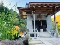 妙龍神社の本殿・本堂