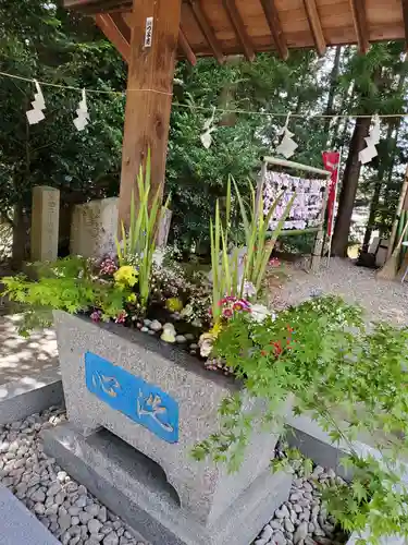 滑川神社 - 仕事と子どもの守り神の手水舎