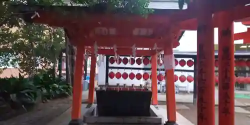 豊栄稲荷神社の鳥居