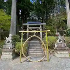 高靇神社の鳥居