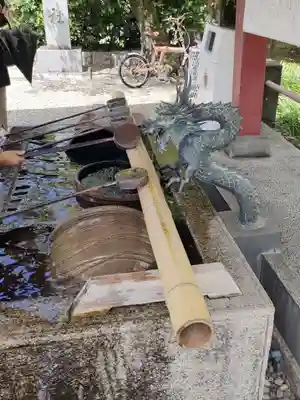 津島神社の手水舎