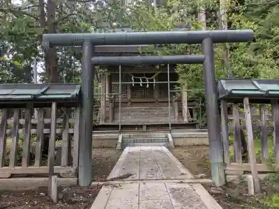 横山神社の{uncategorized: "未分類", other: "その他", undefined: "問題あり", building: "その他建物", grave: "お墓", sacred_gate: "鳥居", guardian: "狛犬", statue: "像", buddha: "仏像", history: "歴史", nature: "自然", garden: "庭園", animal: "動物", pagoda: "塔", temizu: "手水舎", mountain_gate: "山門・神門", sanctuary: "本殿・本堂", subordinate: "末社・摂社", art: "芸術", scenery: "景色", jizo: "地蔵", ema: "絵馬", goshuin: "御朱印", omikuji: "おみくじ", items: "授与品その他", amulet: "お守り", goshuincho: "御朱印帳", eats: "食事", festival: "お祭り", votive_dance: "神楽", shichigosan: "七五三参", wedding: "結婚式", experience: "体験その他", initially: "初詣", around: "周辺", anti_infection: "感染症対策"}