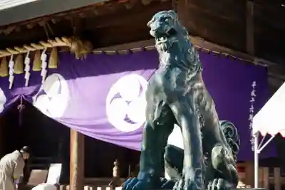 東新町氷川神社の狛犬