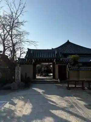 飛鳥寺の{uncategorized: "未分類", other: "その他", undefined: "問題あり", building: "その他建物", grave: "お墓", sacred_gate: "鳥居", guardian: "狛犬", statue: "像", buddha: "仏像", history: "歴史", nature: "自然", garden: "庭園", animal: "動物", pagoda: "塔", temizu: "手水舎", mountain_gate: "山門・神門", sanctuary: "本殿・本堂", subordinate: "末社・摂社", art: "芸術", scenery: "景色", jizo: "地蔵", ema: "絵馬", goshuin: "御朱印", omikuji: "おみくじ", items: "授与品その他", amulet: "お守り", goshuincho: "御朱印帳", eats: "食事", festival: "お祭り", votive_dance: "神楽", shichigosan: "七五三参", wedding: "結婚式", experience: "体験その他", initially: "初詣", around: "周辺", anti_infection: "感染症対策"}