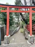 向陵稲荷神社の{uncategorized: "未分類", other: "その他", undefined: "問題あり", building: "その他建物", grave: "お墓", sacred_gate: "鳥居", guardian: "狛犬", statue: "像", buddha: "仏像", history: "歴史", nature: "自然", garden: "庭園", animal: "動物", pagoda: "塔", temizu: "手水舎", mountain_gate: "山門・神門", sanctuary: "本殿・本堂", subordinate: "末社・摂社", art: "芸術", scenery: "景色", jizo: "地蔵", ema: "絵馬", goshuin: "御朱印", omikuji: "おみくじ", items: "授与品その他", amulet: "お守り", goshuincho: "御朱印帳", eats: "食事", festival: "お祭り", votive_dance: "神楽", shichigosan: "七五三参", wedding: "結婚式", experience: "体験その他", initially: "初詣", around: "周辺", anti_infection: "感染症対策"}