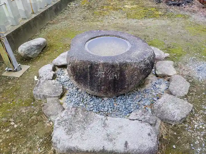 秋葉社(新茶屋)の手水舎