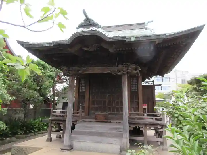 自性院の末社・摂社