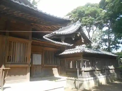 片瀬諏訪神社の本殿・本堂