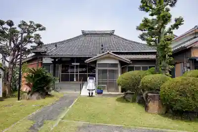 義眞寺の本殿・本堂