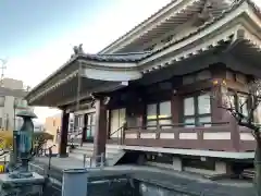 日曜寺の本殿