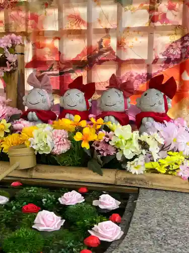 陽林寺の{uncategorized: "未分類", other: "その他", undefined: "問題あり", building: "その他建物", grave: "お墓", sacred_gate: "鳥居", guardian: "狛犬", statue: "像", buddha: "仏像", history: "歴史", nature: "自然", garden: "庭園", animal: "動物", pagoda: "塔", temizu: "手水舎", mountain_gate: "山門・神門", sanctuary: "本殿・本堂", subordinate: "末社・摂社", art: "芸術", scenery: "景色", jizo: "地蔵", ema: "絵馬", goshuin: "御朱印", omikuji: "おみくじ", items: "授与品その他", amulet: "お守り", goshuincho: "御朱印帳", eats: "食事", festival: "お祭り", votive_dance: "神楽", shichigosan: "七五三参", wedding: "結婚式", experience: "体験その他", initially: "初詣", around: "周辺", anti_infection: "感染症対策"}