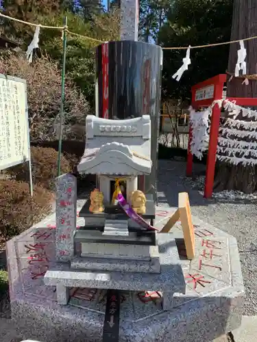 磐裂根裂神社の末社