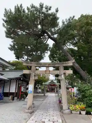 生島神社の鳥居