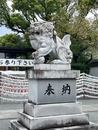 富知六所浅間神社の狛犬