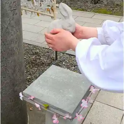 彌彦神社　(伊夜日子神社)の像