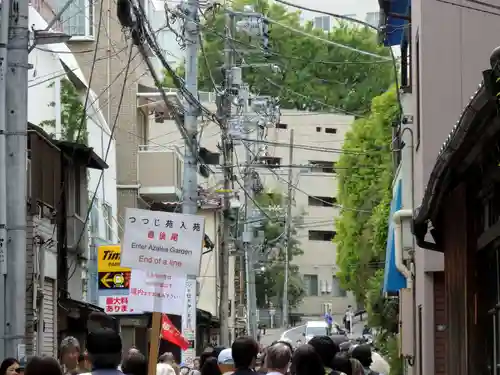 根津神社の周辺