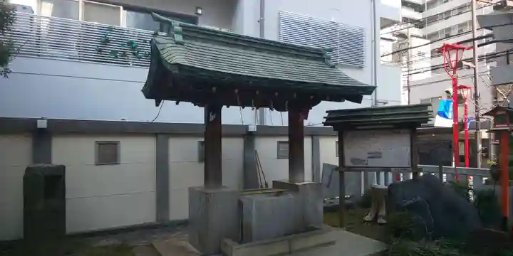 吉原弁財天本宮(吉原神社奥宮)の手水舎